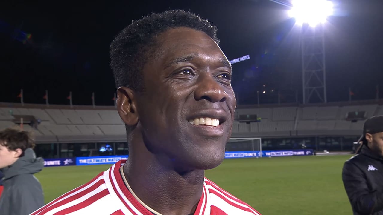 Seedorf enthousiast over opkomst bij BIF All Stars - Ajax Legends: 'Er waren zoveel jongens met allerlei dingen'