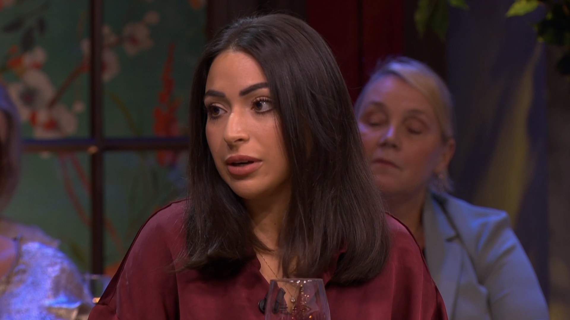 Lale Gül geraakt door kritische tv-recensie NRC: 'Dit is de reden waarom Pim Fortuyn is vermoord'