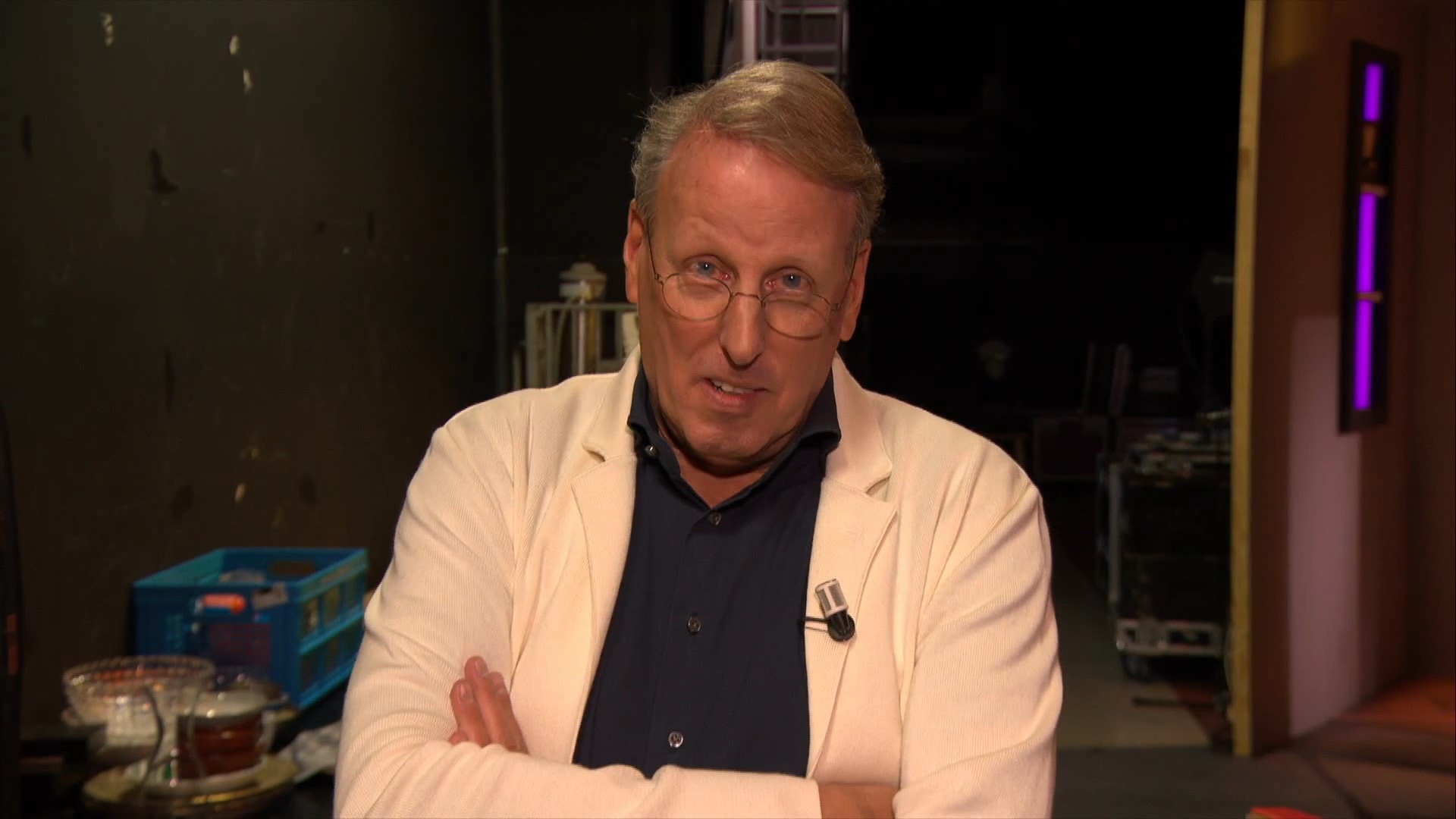 Chris Woerts richt zich In de Wandelgangen tot Eus: ‘Ik moet je toch even toespreken…’