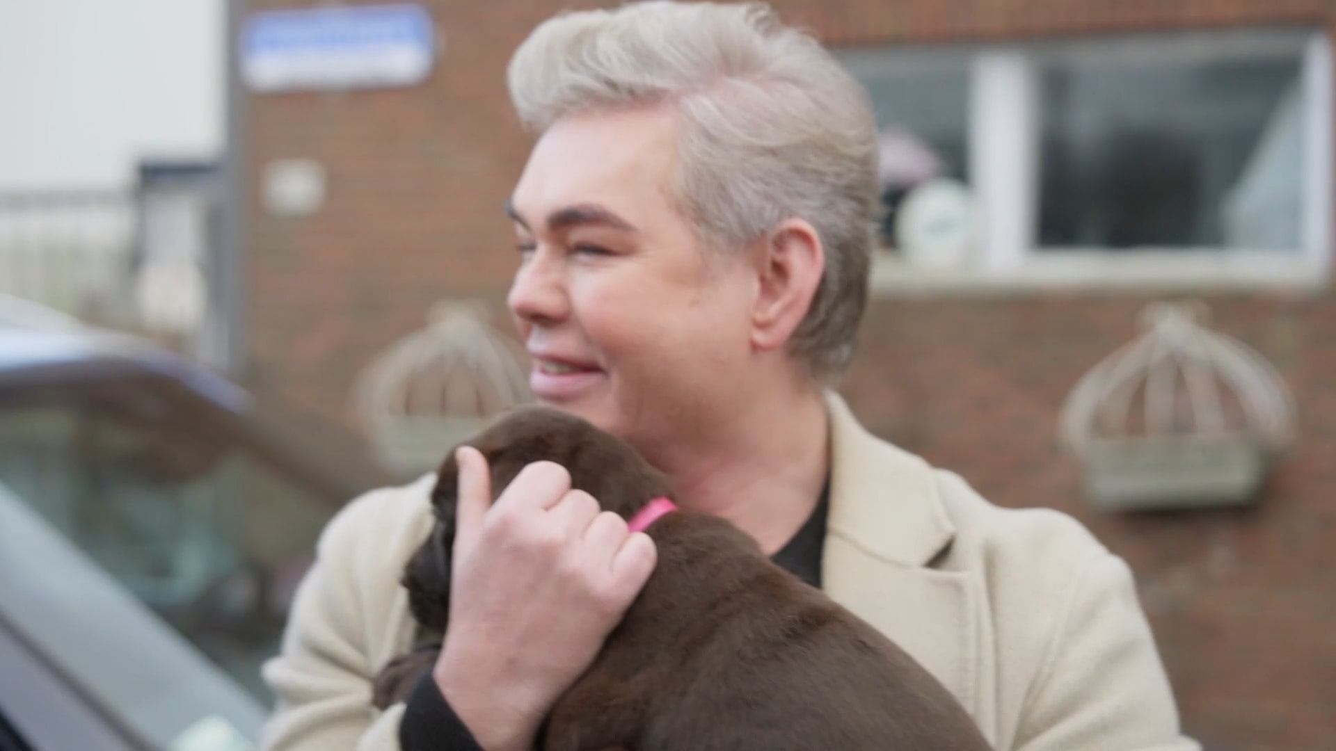 Ap heeft een nieuw hondje!