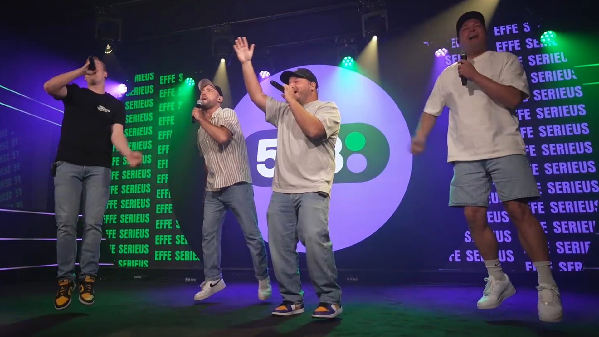 Dé zomerhit van 2025: Baila De Gasolina live bij Radio 538!