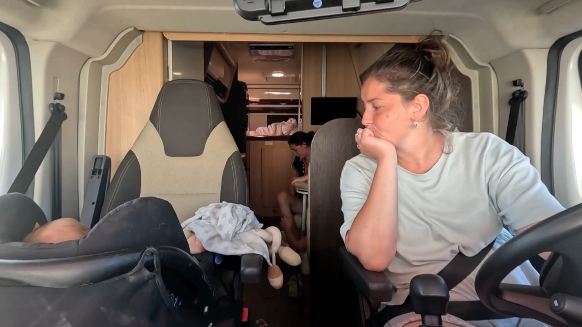 Stankalarm in de camper: wie is de dader?