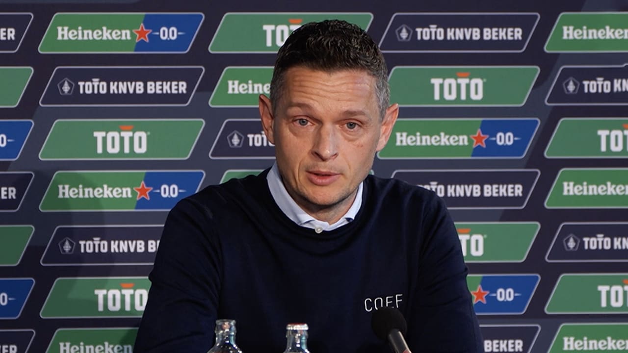 'Rogier, ben jij eigenlijk Feyenoord-fan?'