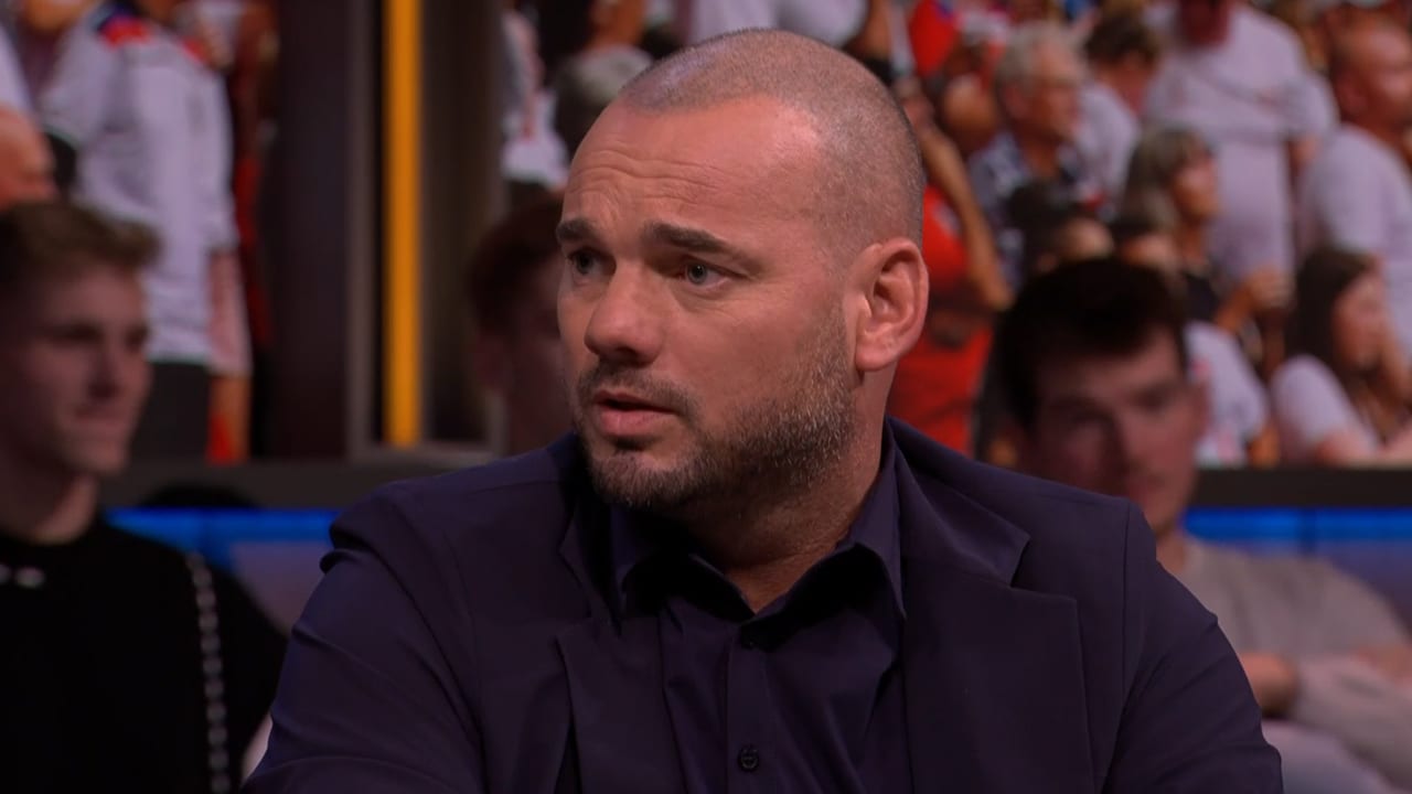 Wesley over vrouwelijke trainers in mannenvoetbal: 'We zijn het teveel aan het pushen'