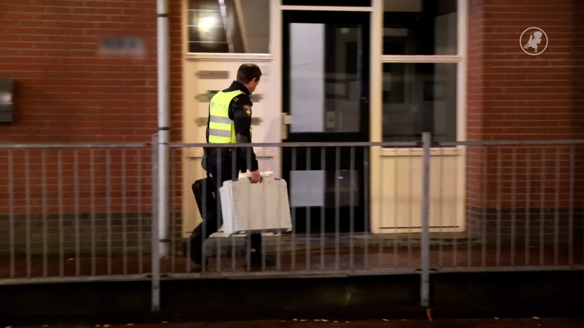 Dode aangetroffen in woning Landsmeer, verdachte aangehouden