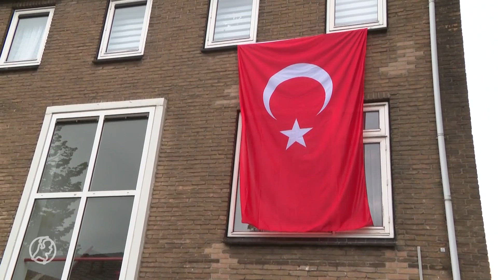 In deze Dordtse straat zijn ze voor Nederland én Turkije