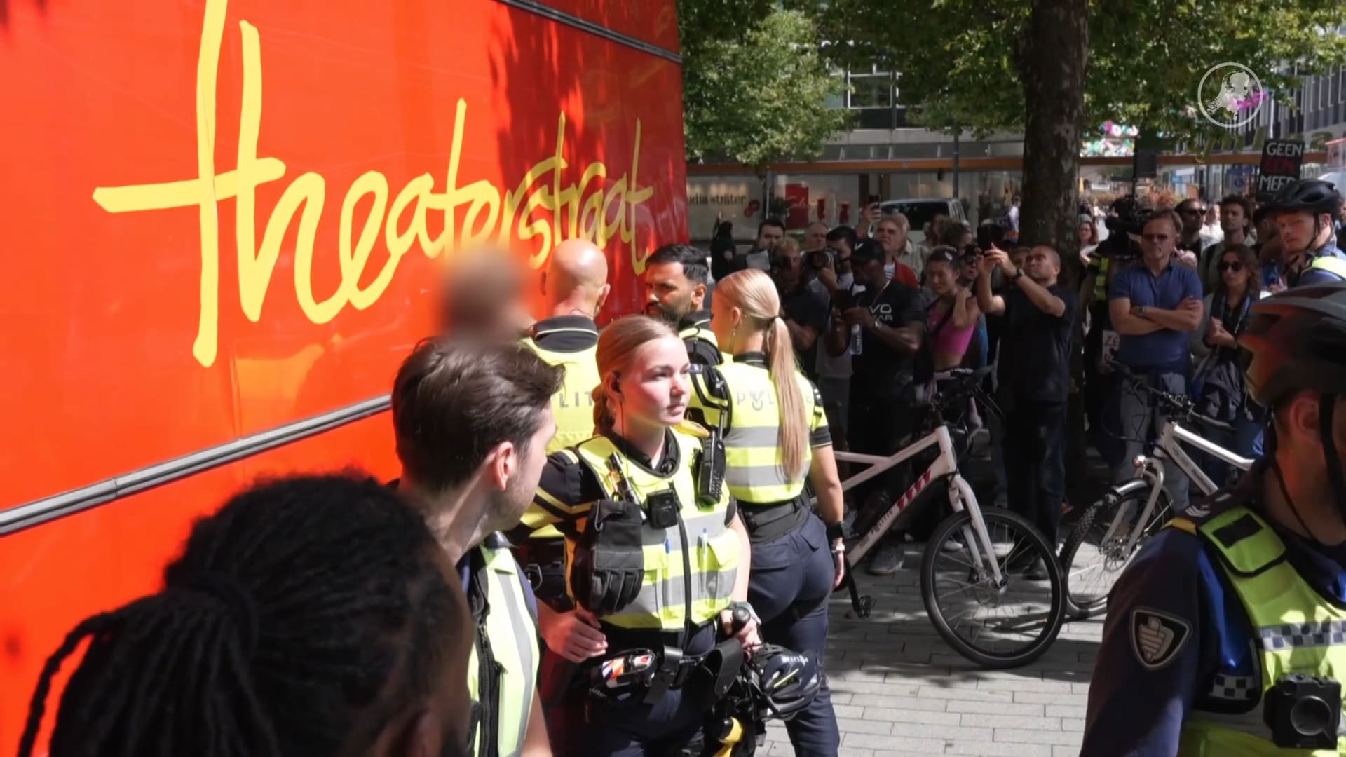 Man aangehouden bij protestmars tegen femicide in Rotterdam