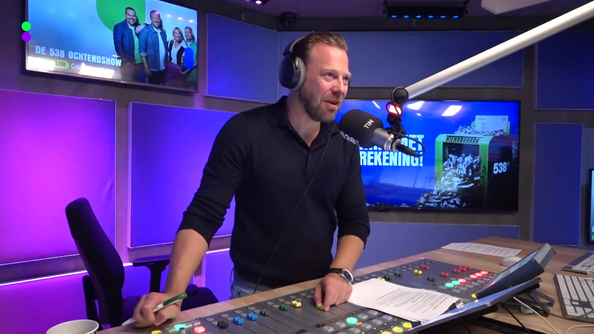 John de Wolf nodigt De 538 Ochtendshow uit voor wedstrijd