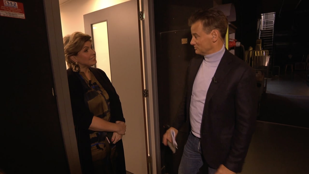 In de Wandelgangen met Angela de Jong: 'Hélène is leuk genoeg om een uur naar te kijken!'