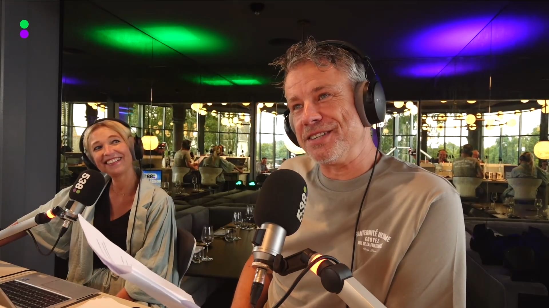 Rob Scheepers schuift live in de studio aan met De Week in Oneliners