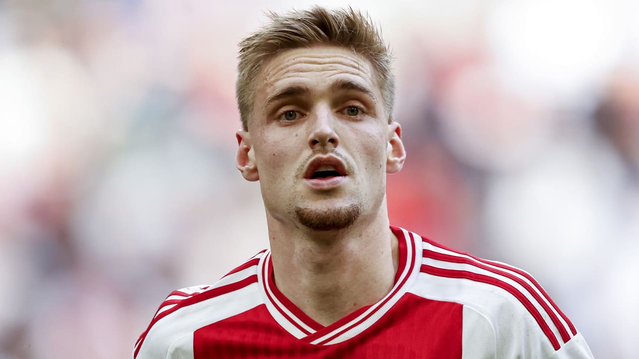 'Kenneth Taylor heeft aanbieding gehad van hele grote club'