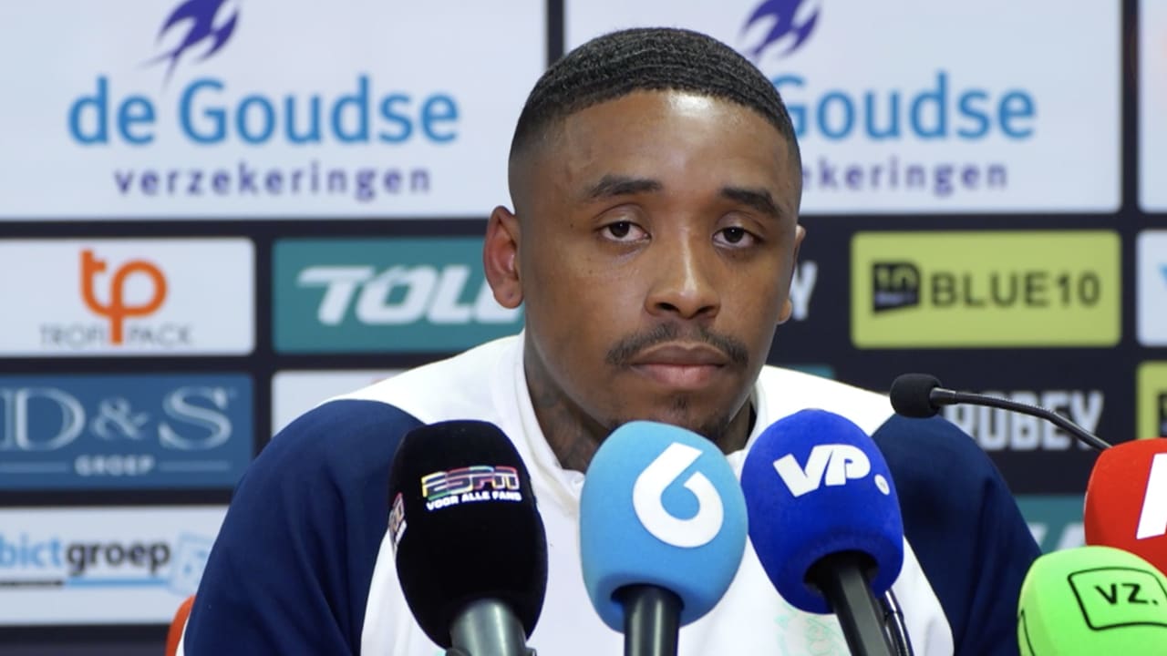 Bergwijn na vraag Valentijn: ‘Dat durf ik nog niet te zeggen, vind ik een moeilijke vraag’