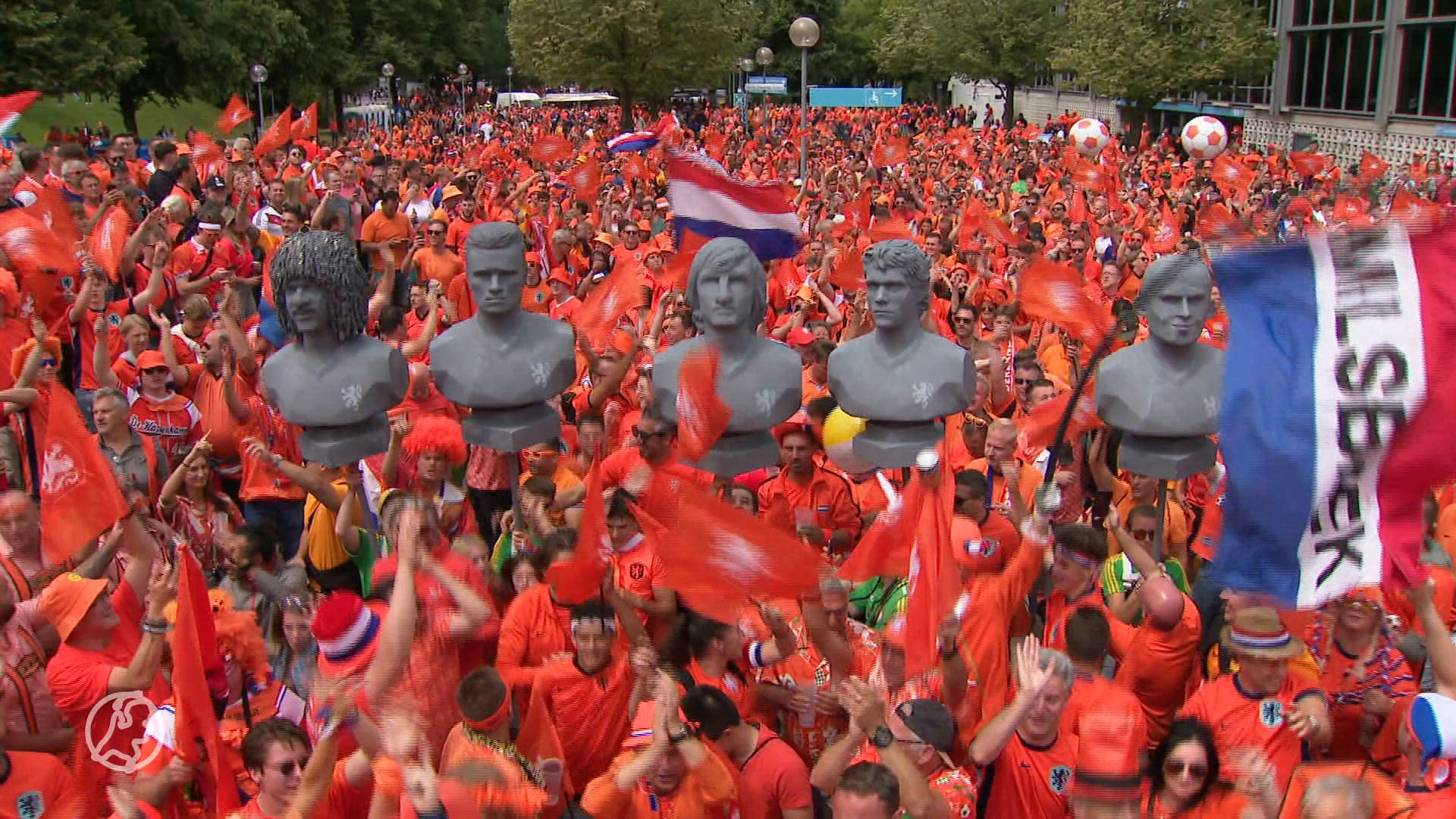 ZIEN: Nagenieten van de oranjegekte in Duitsland