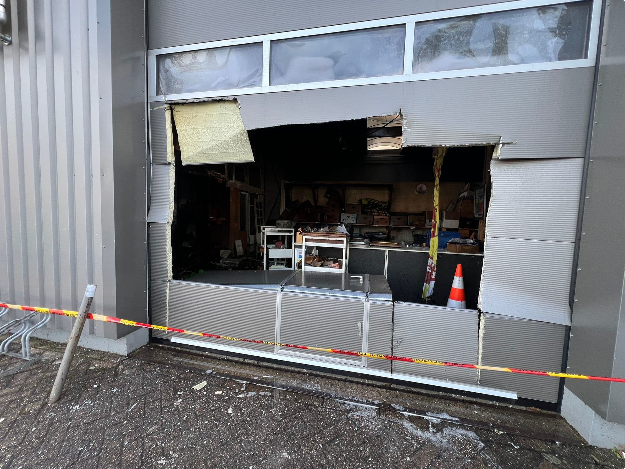 Het gebouw liep flinke schade op. Beeld: Hart van Nederland.