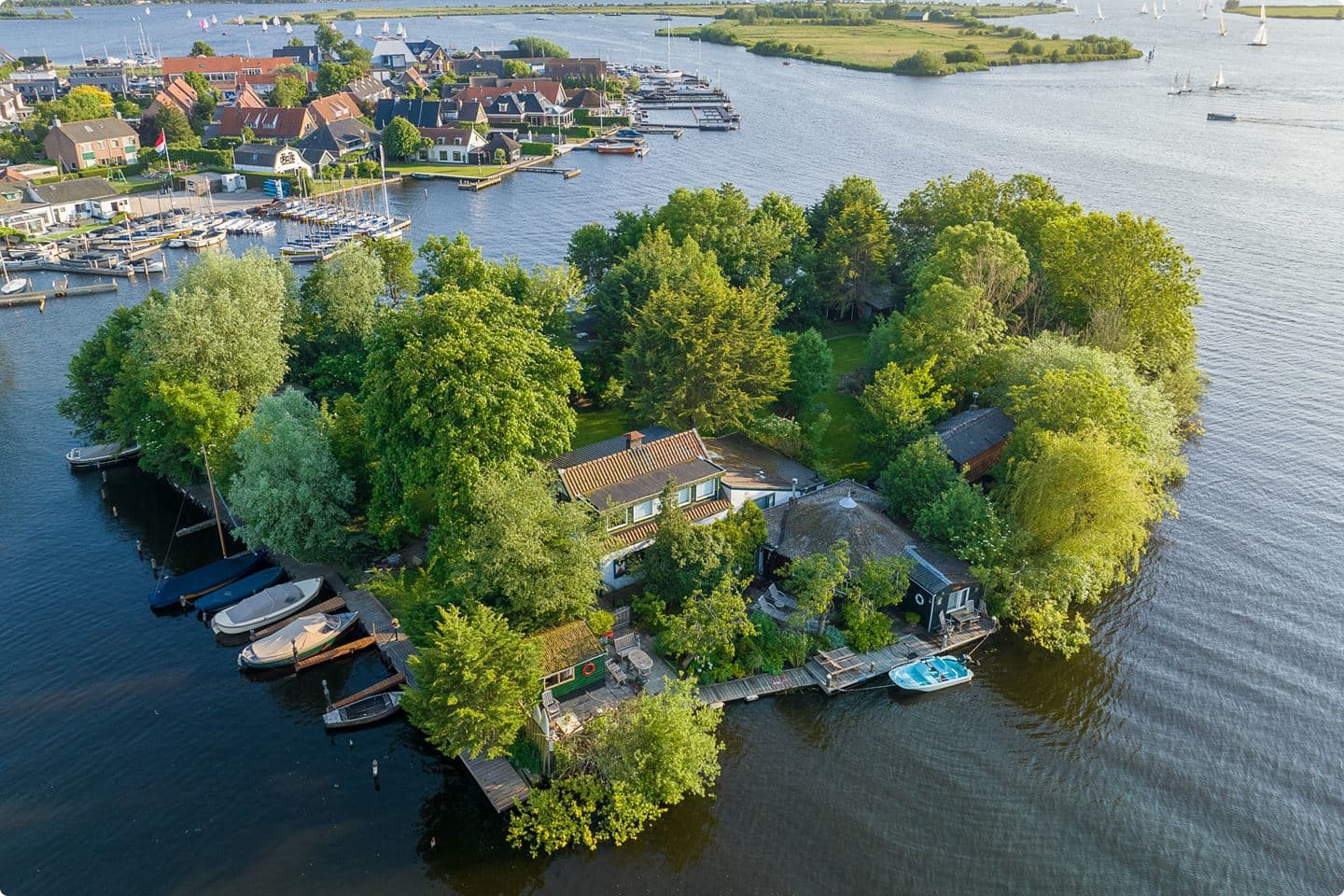 Wonen op een privé-eiland? Dat kan nu ook in Nederland (wel voor 3