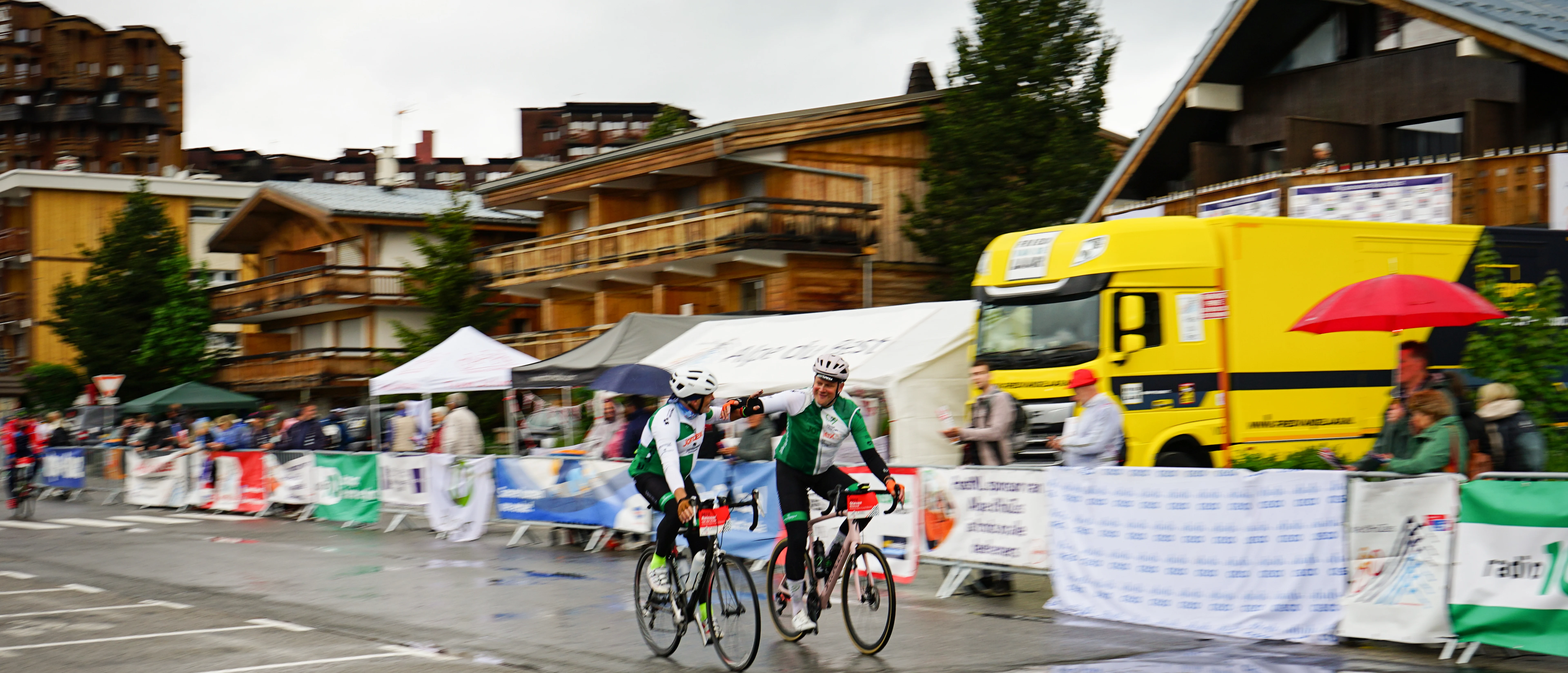 Radio 10 support Alpe d'HuZes