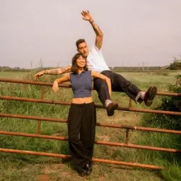 Douwe Bob, MEAU - Nog Even Blijven