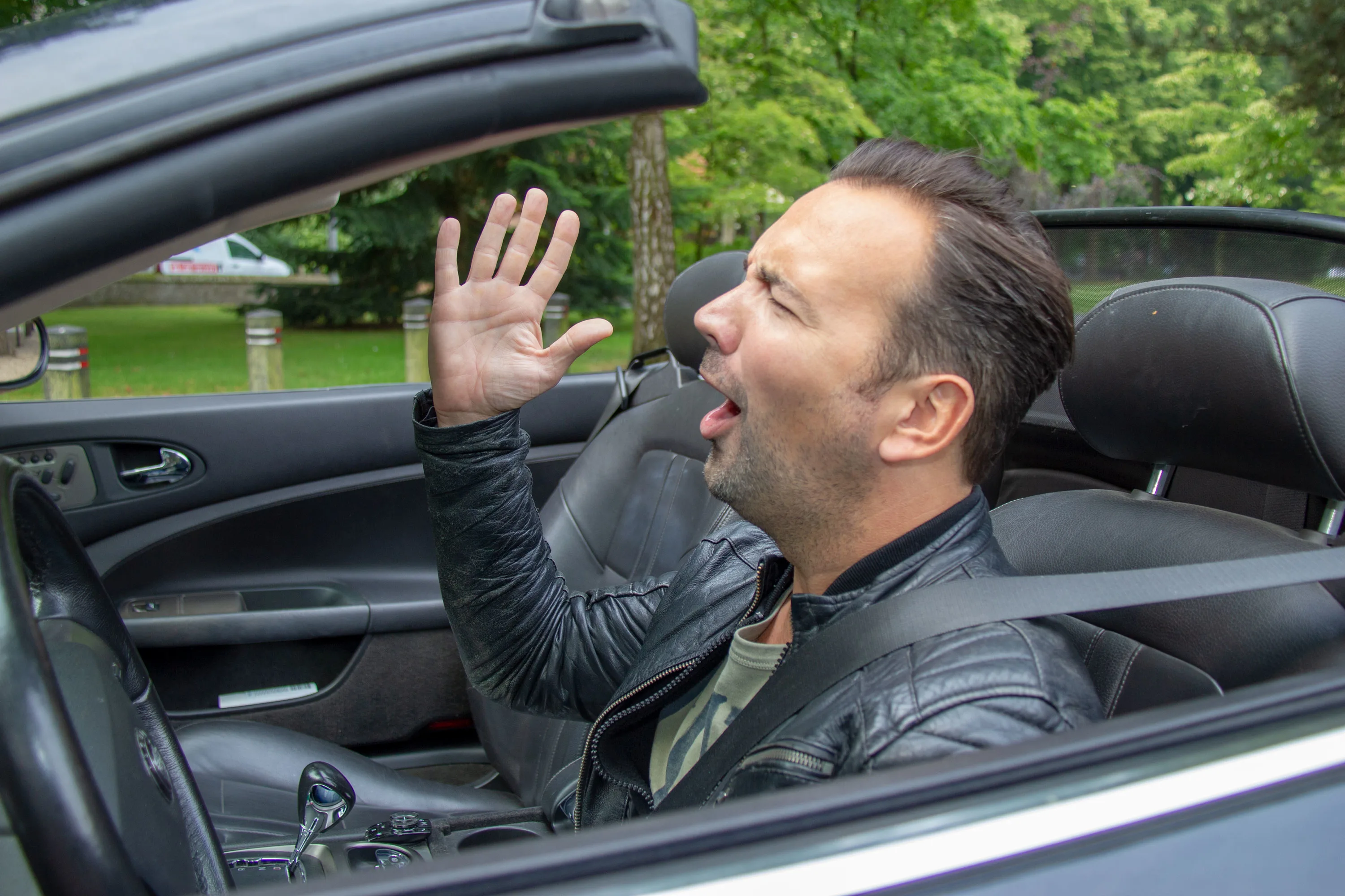 Dit zijn de 10 meest meegezongen liedjes in de auto