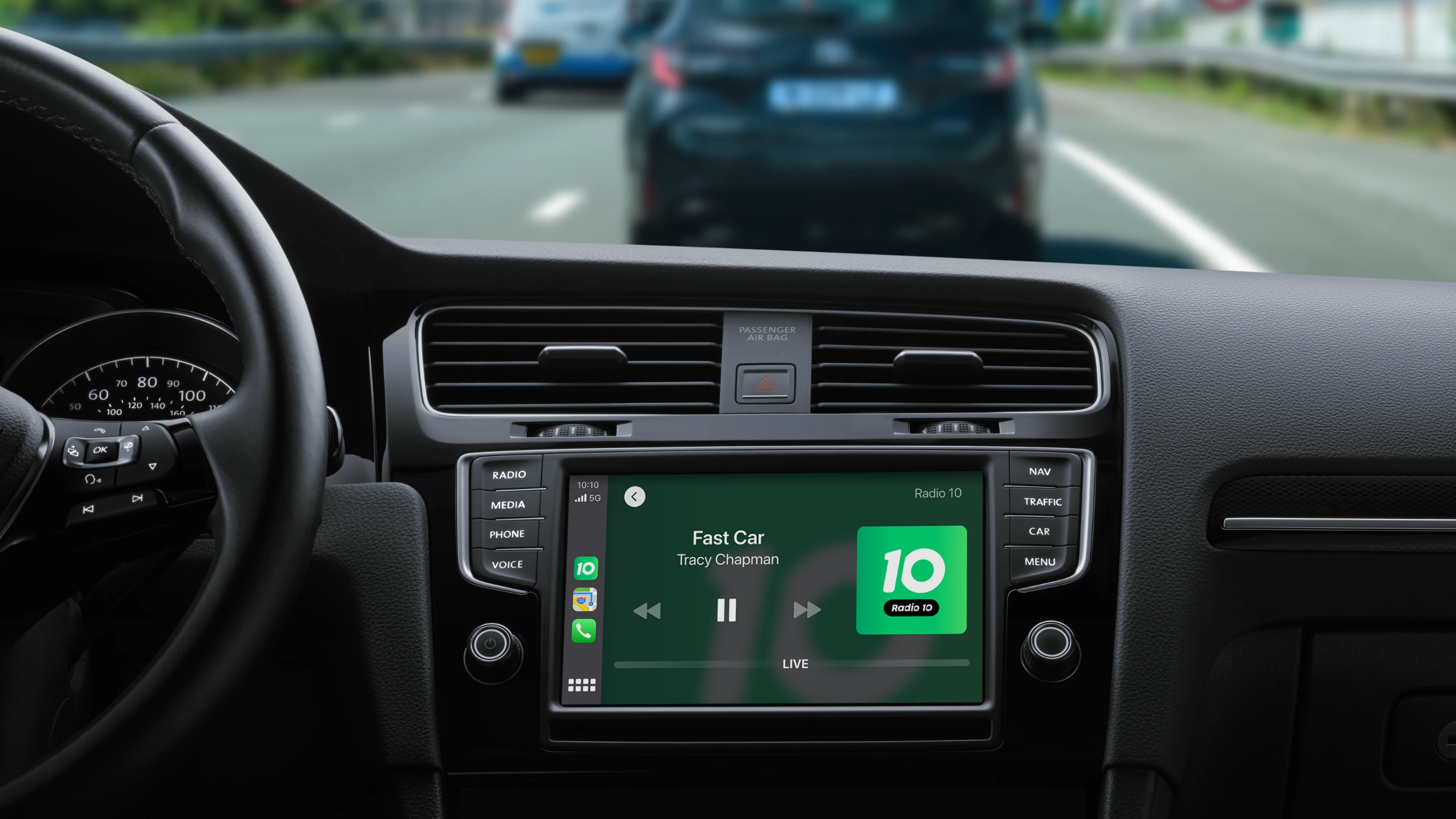 Luister Radio 10 nu onderweg via Carplay of Android Auto