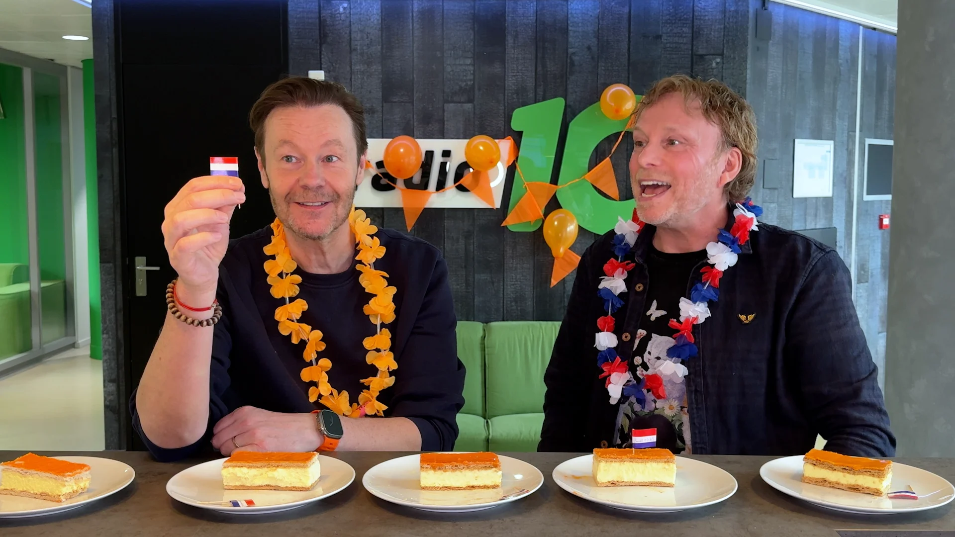 Dit is de beste oranje tompouce uit de winkel!