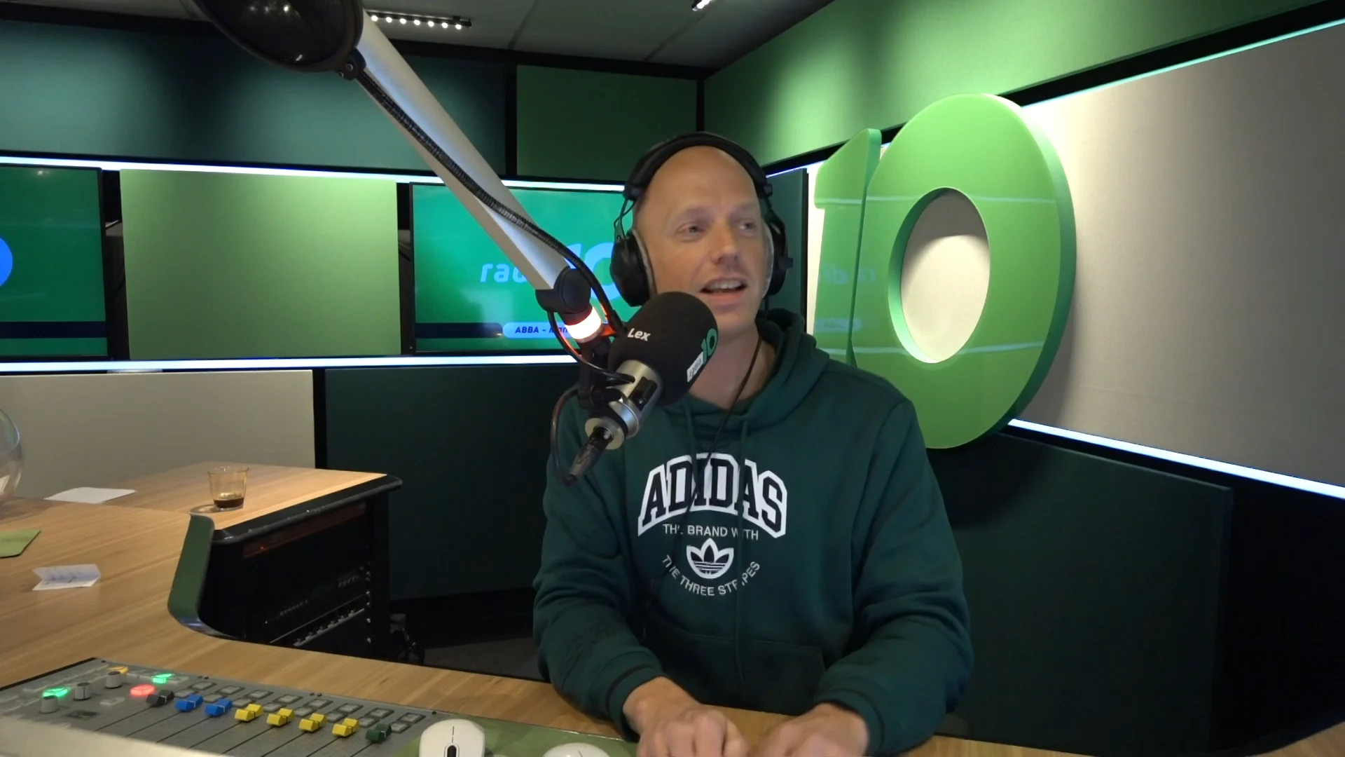 Francis van Broekhuizen geeft Lex een primeur