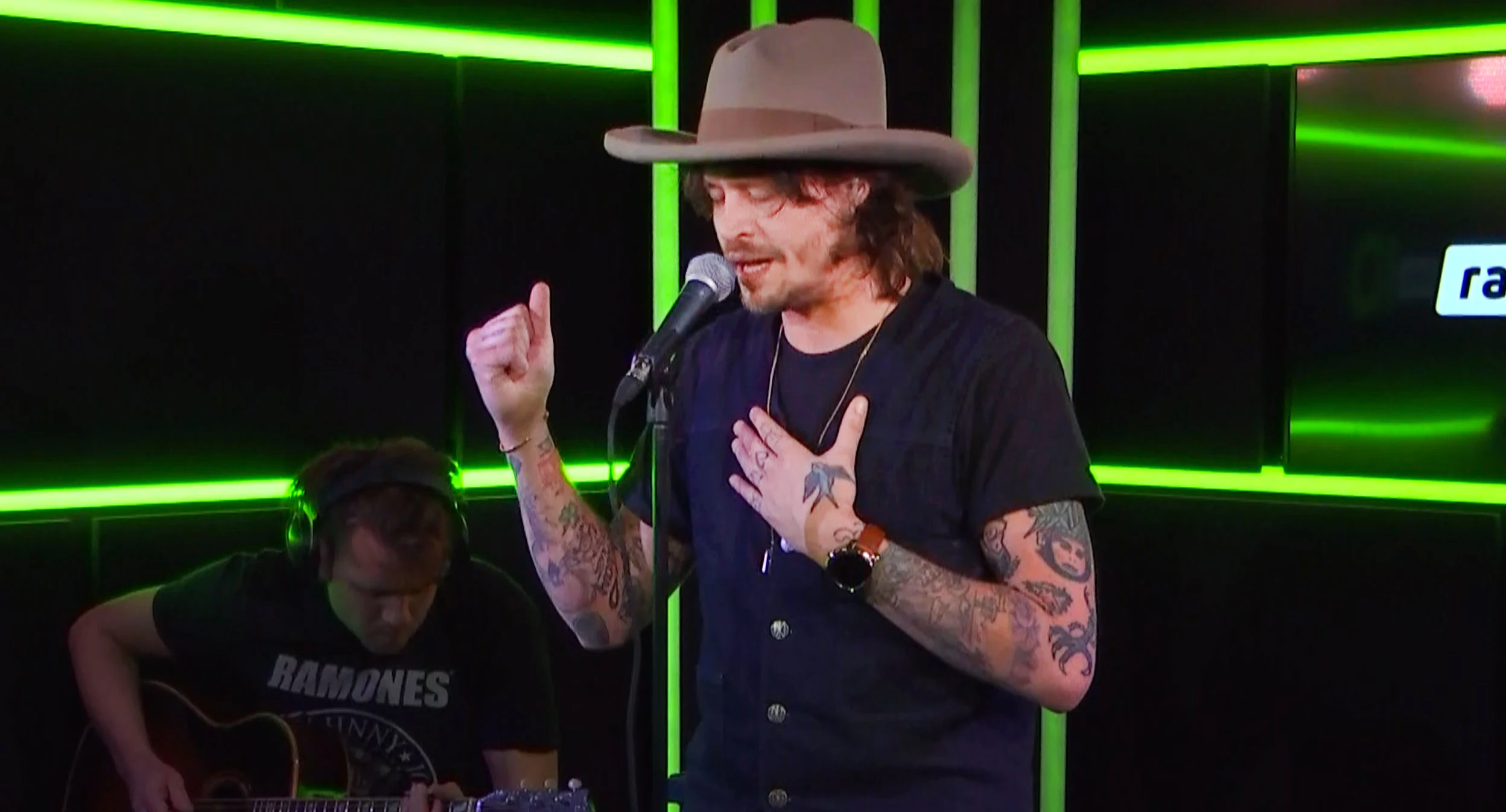 Rob Dekay is maar een mens, maar vooral een héle goede muzikant