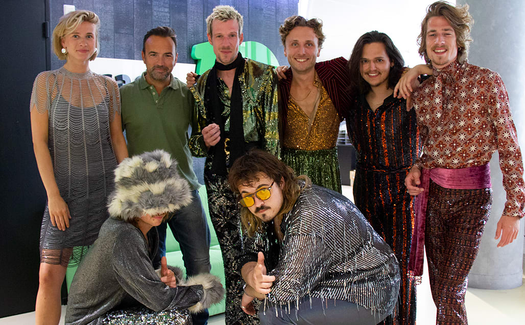 Son Mieux op de bühne bij Ekdom in de Morgen