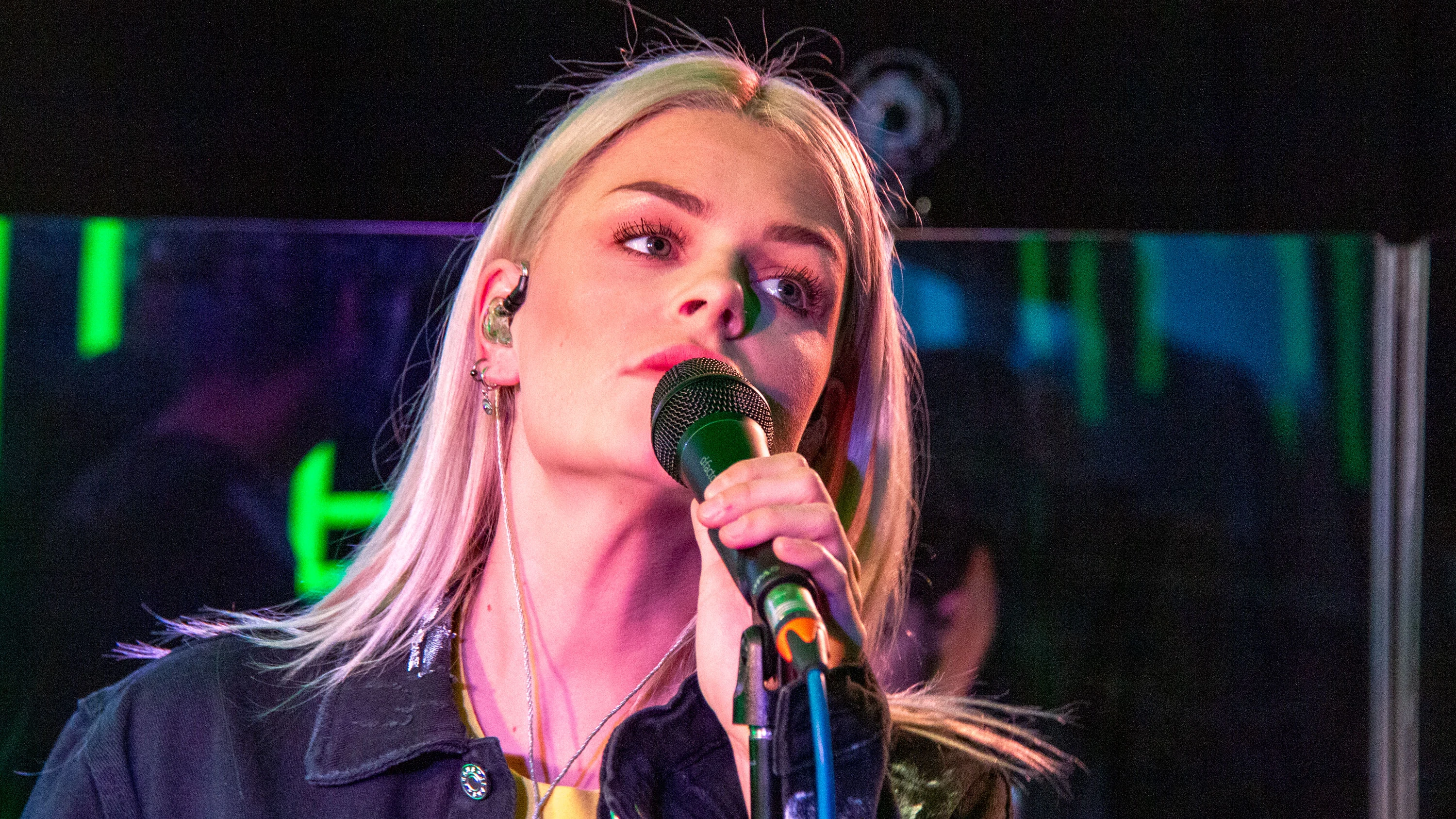 Duurt te kort: Davina Michelle live