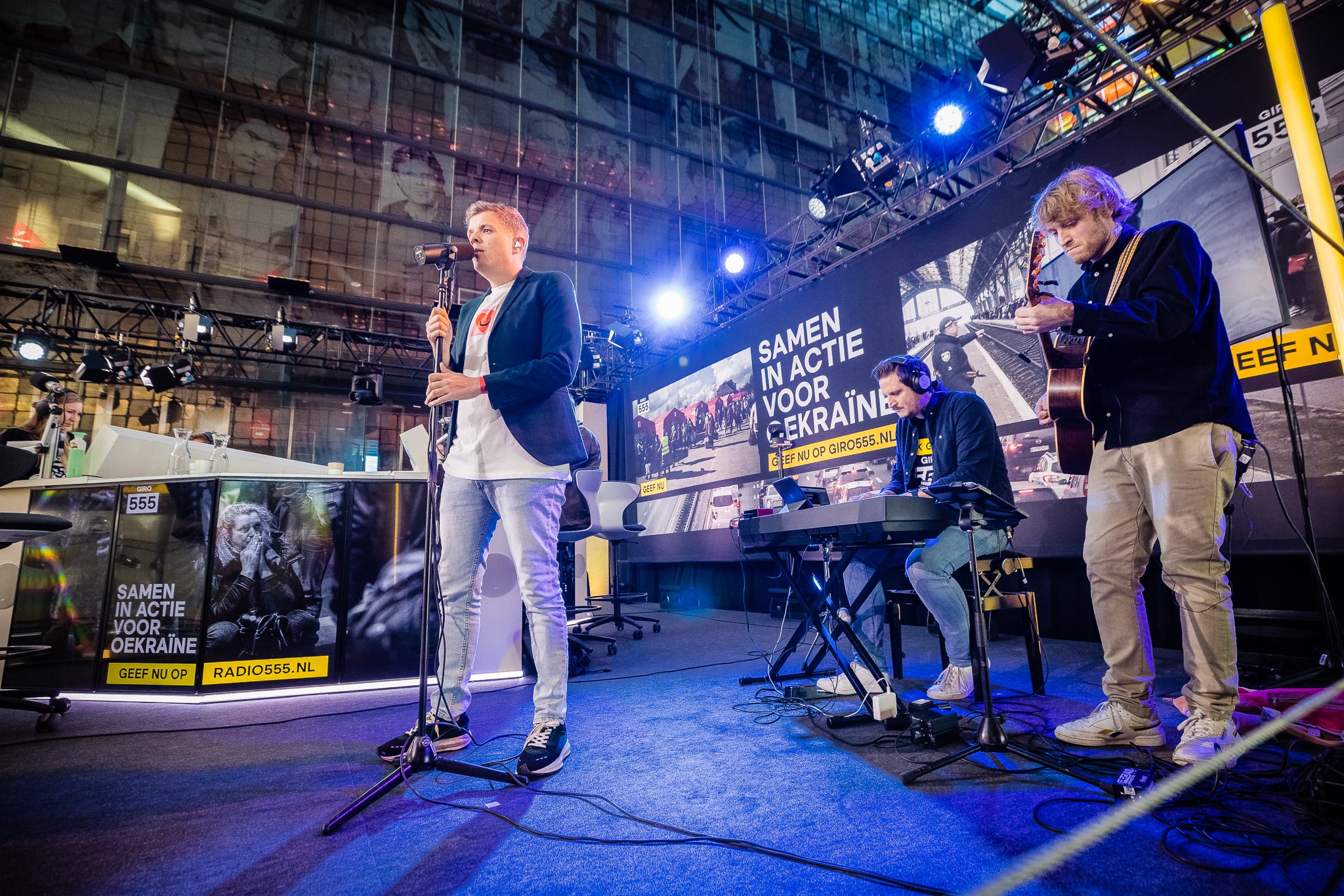 Jaap Reesema ontroert luisteraars met zelfgeschreven nummer voor Oekraïne