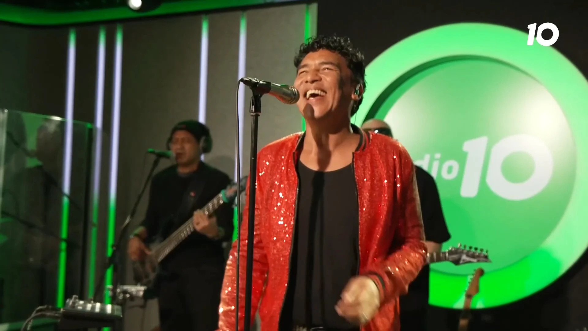 The Richie Experience live met All Night Long in De Radio 10 Ochtendshow