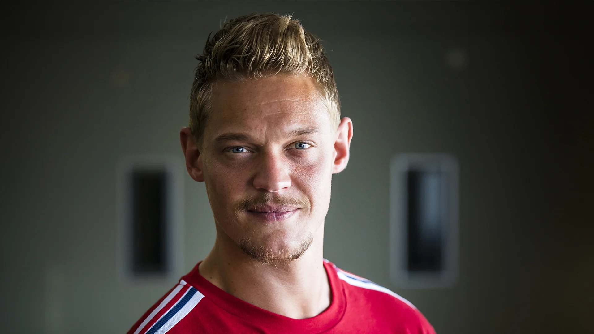 Gordon & Froukje bellen maker Sascha Visser over docu Ferry Doedens: 'Ik denk dat je een grens bent overgegaan'