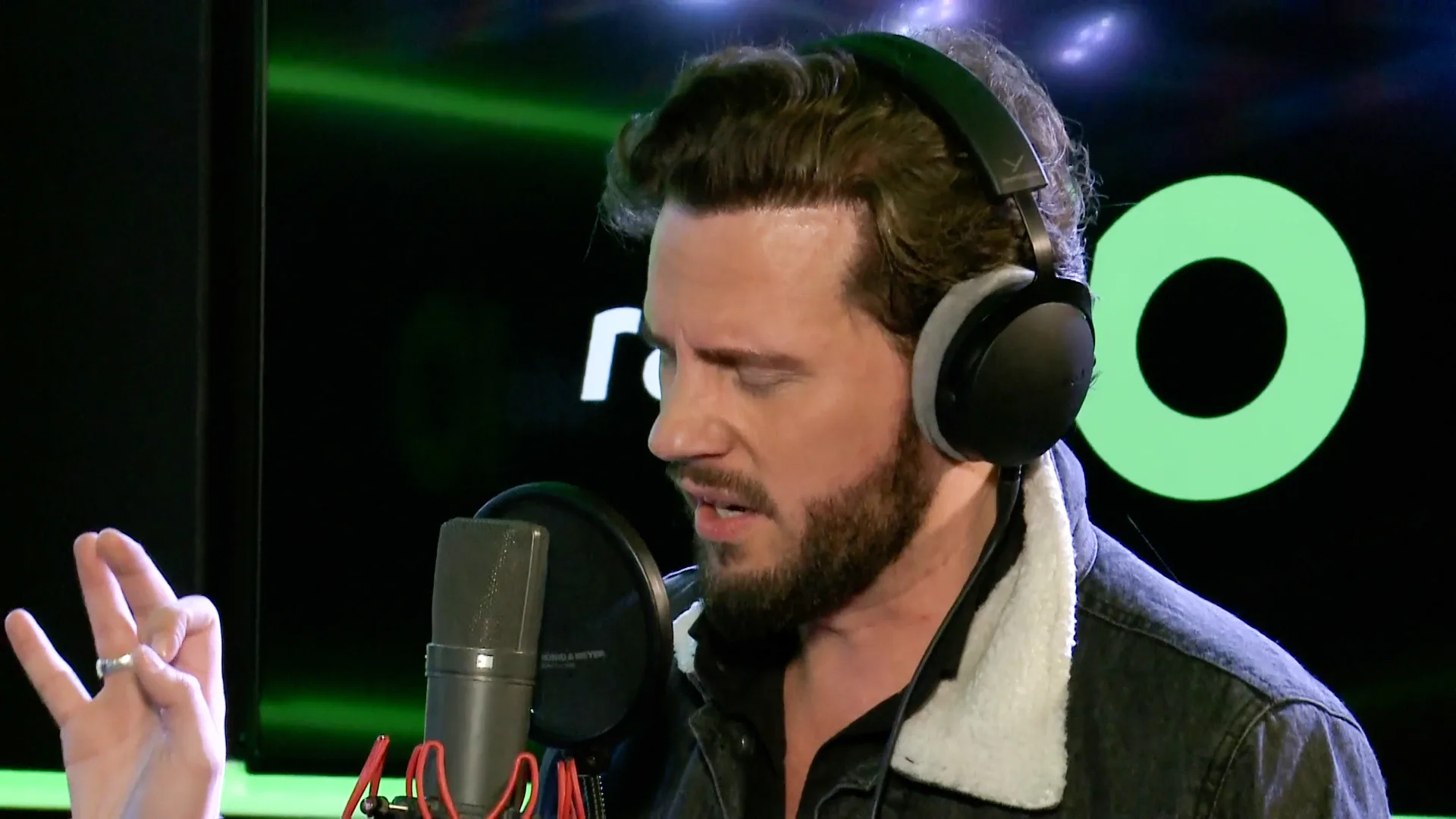 Bloedmooi met Bouke: Elvis akoestisch