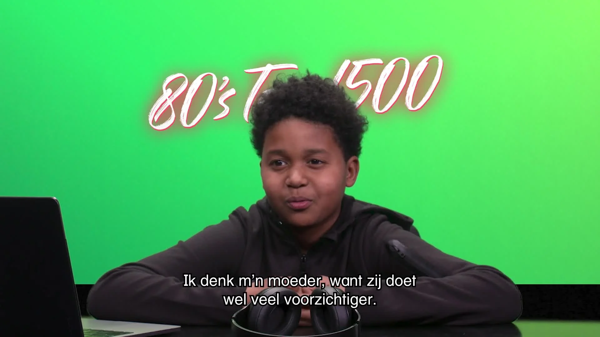 Kinderen reageren op hits uit de 80's Top 1500