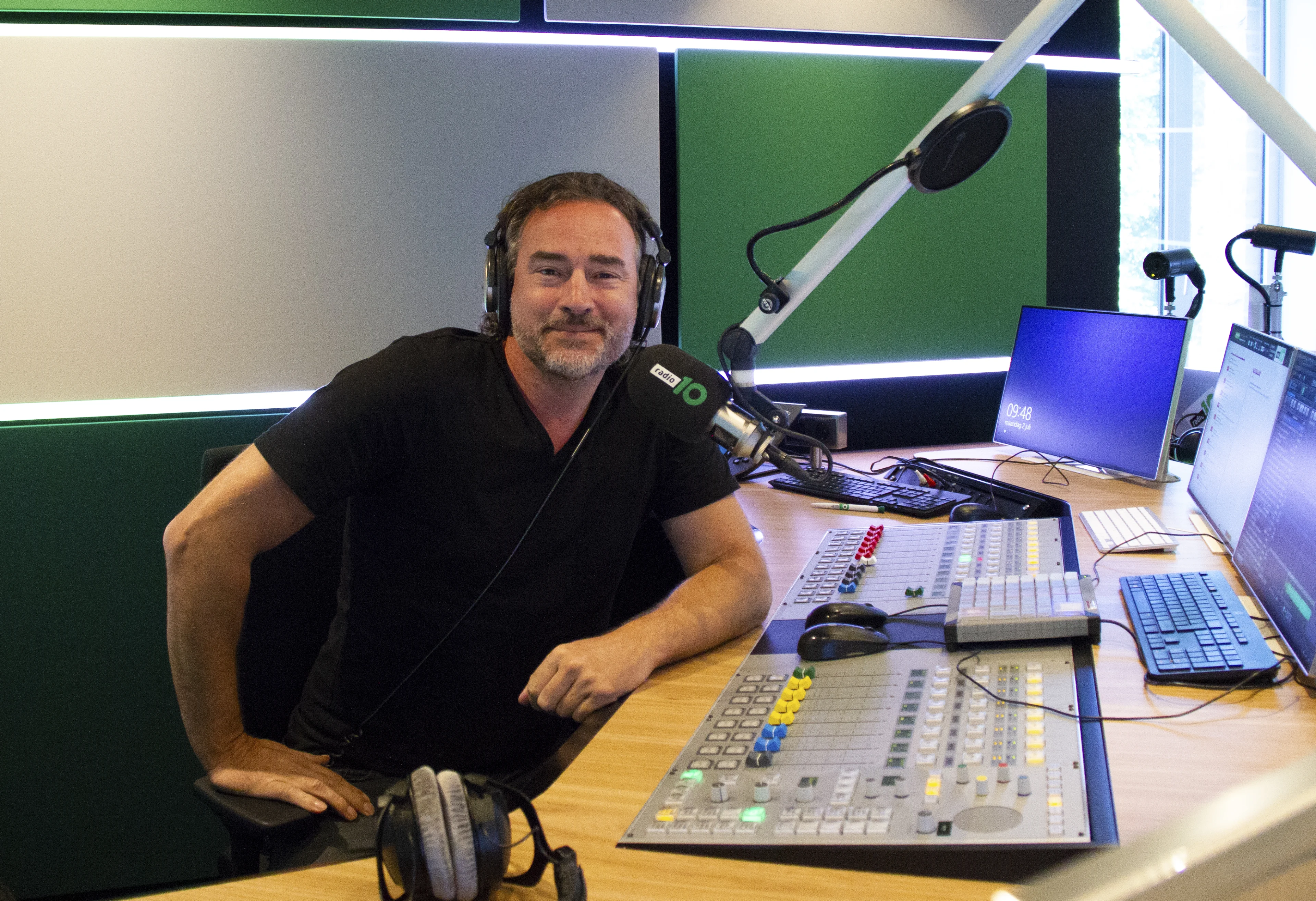 Jeroen Nieuwenhuize op Radio 10
