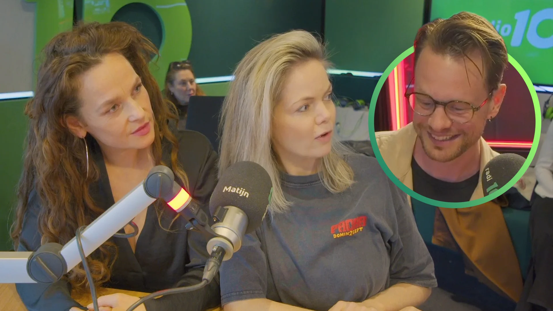 Opeens herken je ’m: deze K-otic-zanger hoor je in de jingles van Gijs op 10