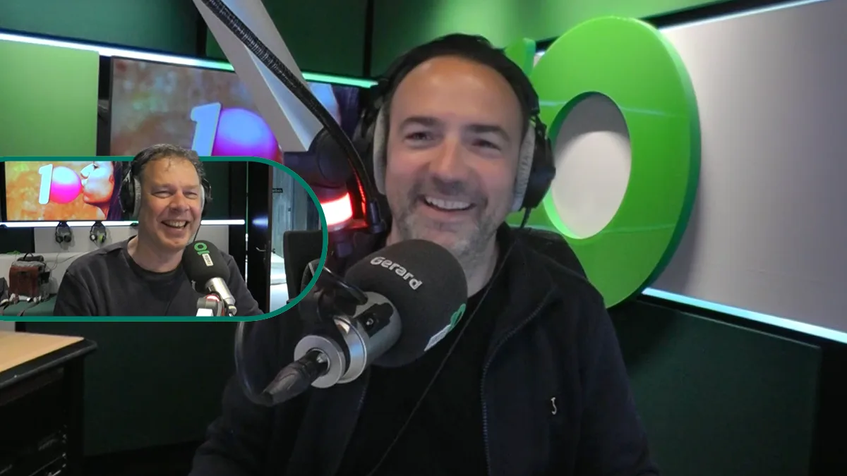 Gerard Ekdom speelt 30 Seconds met nieuwslezer Henk Blok 🤣