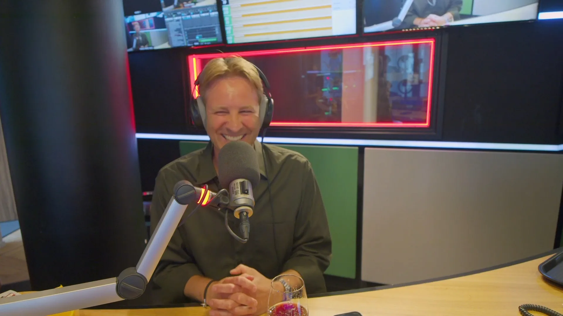 Viktor Brand is zijn klasgenoot Trudy nog steeds dankbaar voor al die keren afkijken