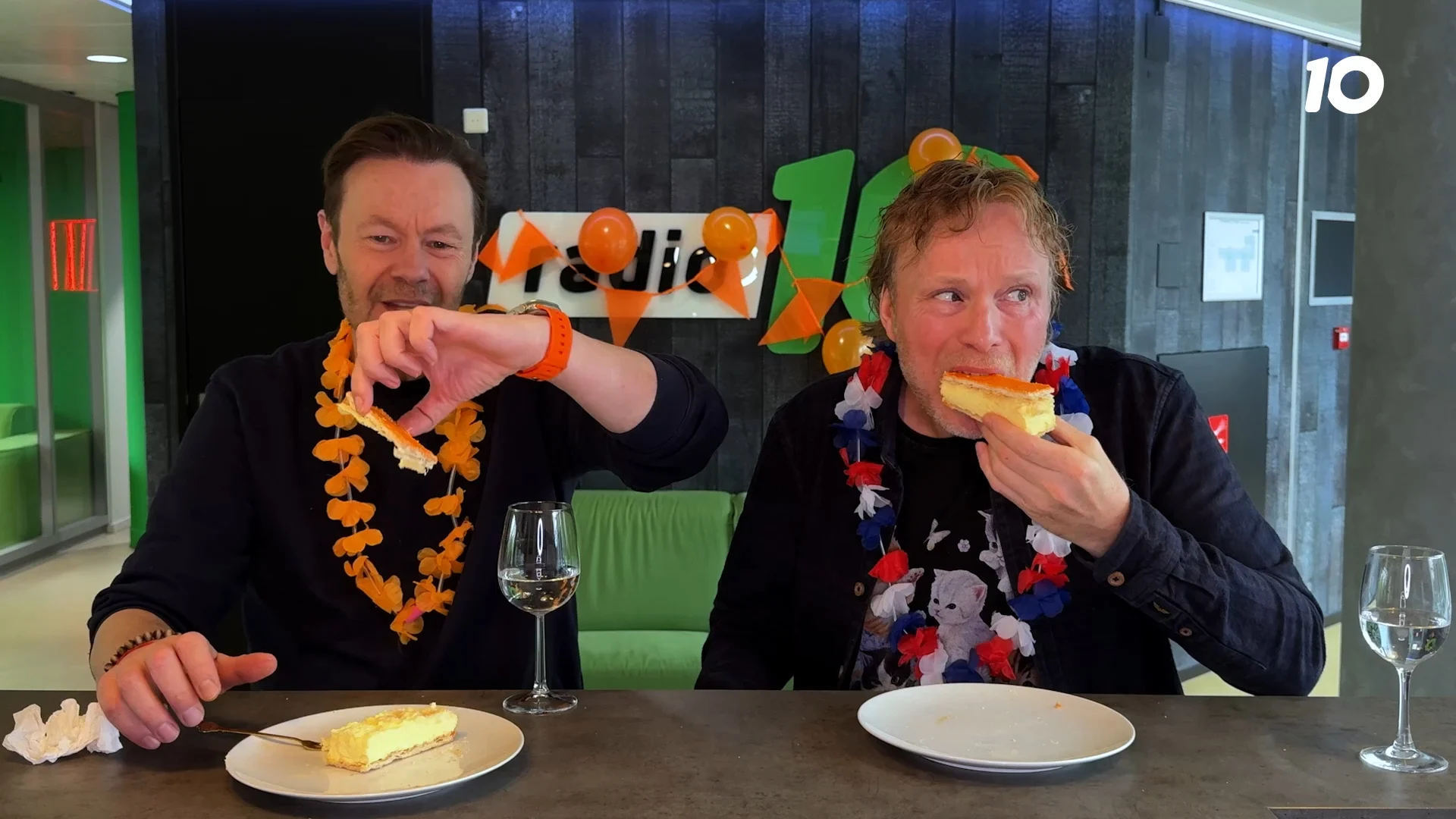 Dit is de beste oranje tompouce uit de winkel - De Nationale Oranje Tompoucen Test