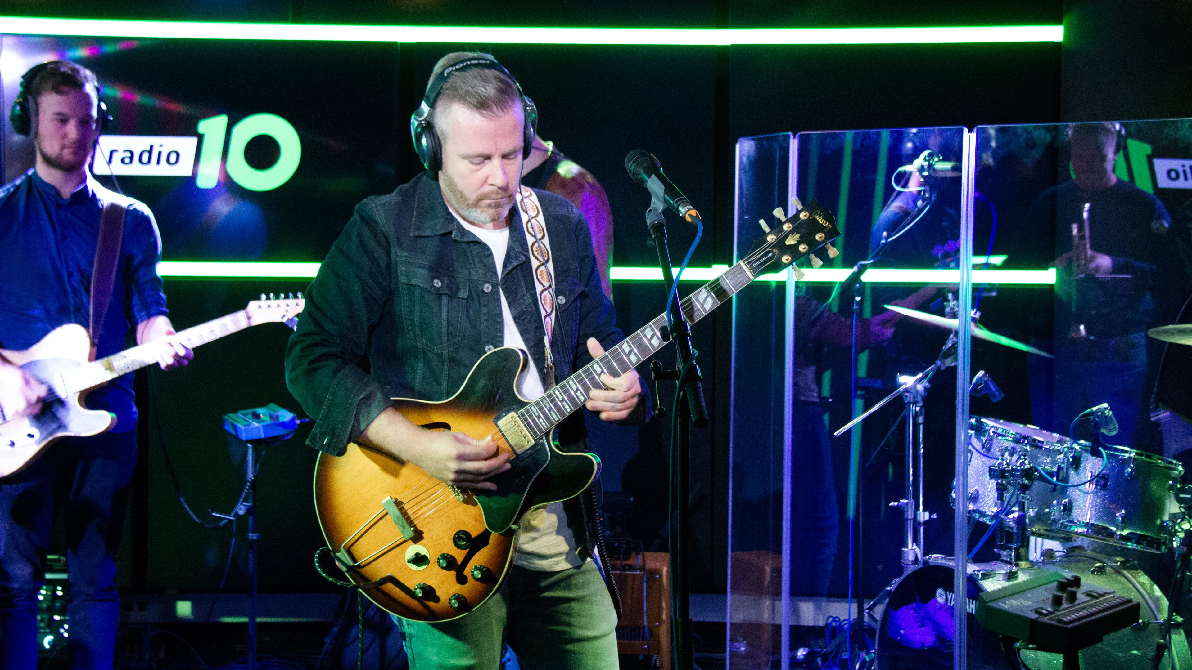 Ed Struijlaart live bij Ekdom in de Morgen