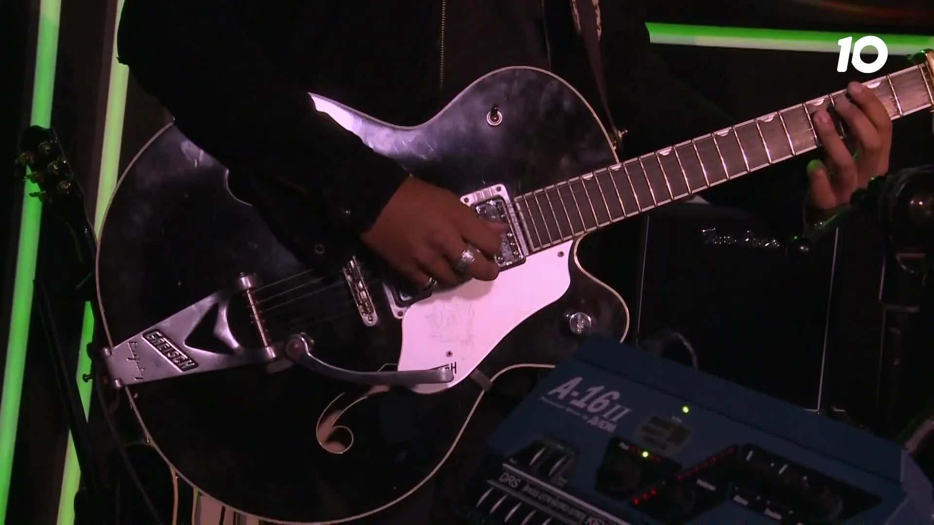 Cover Morning Has Broken door Davina Michelle