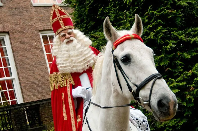 Sinterklaas in Laat Met Lex: 'Laat ze!'