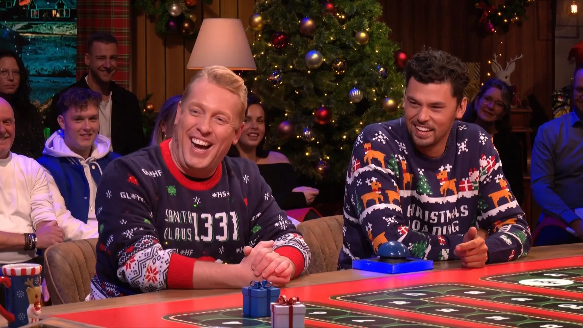 Billy Dans spreekt een aardig woordje Engels in de Top 4000 Muziekquiz