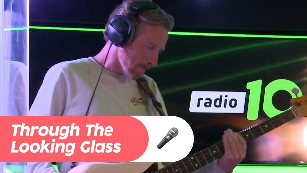 DI-RECT - Through The Looking Glass live @ Ekdom in de Morgen