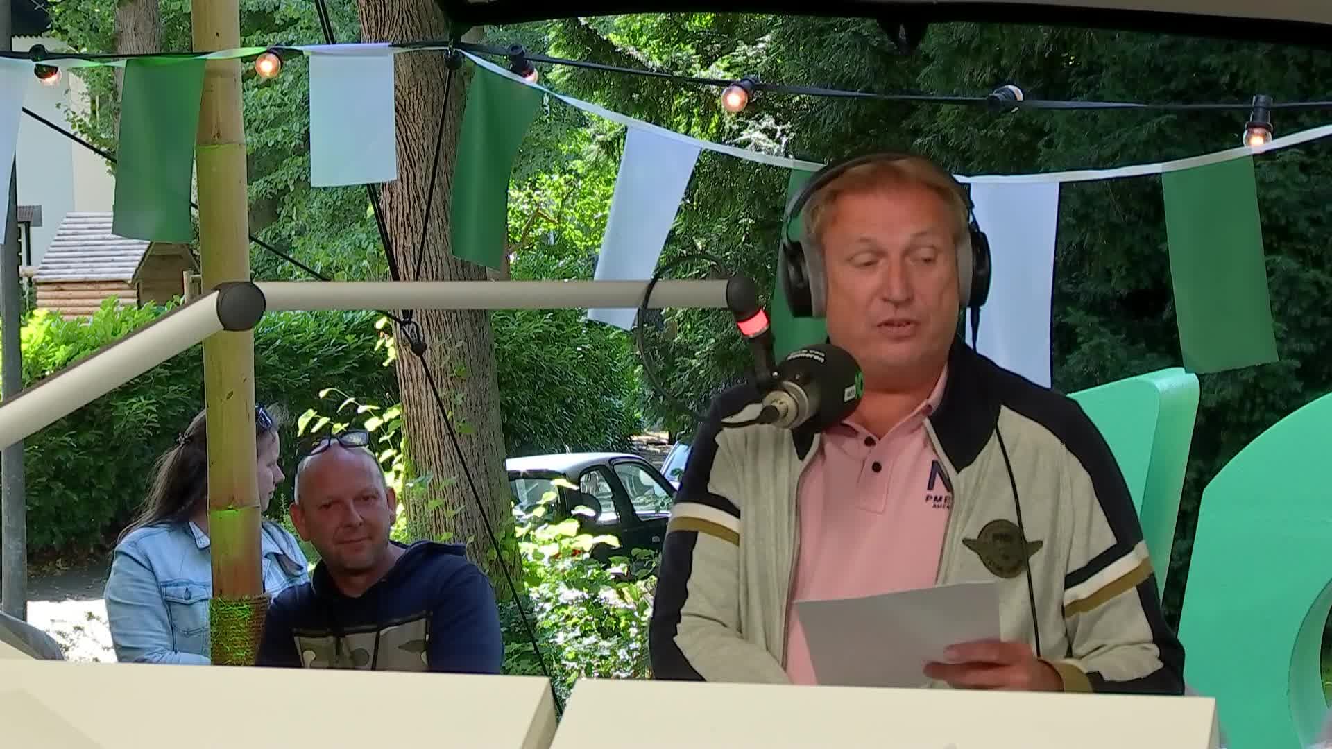 Somertijd BBQ: Proosten met het Somertijd Biertje en Limericks