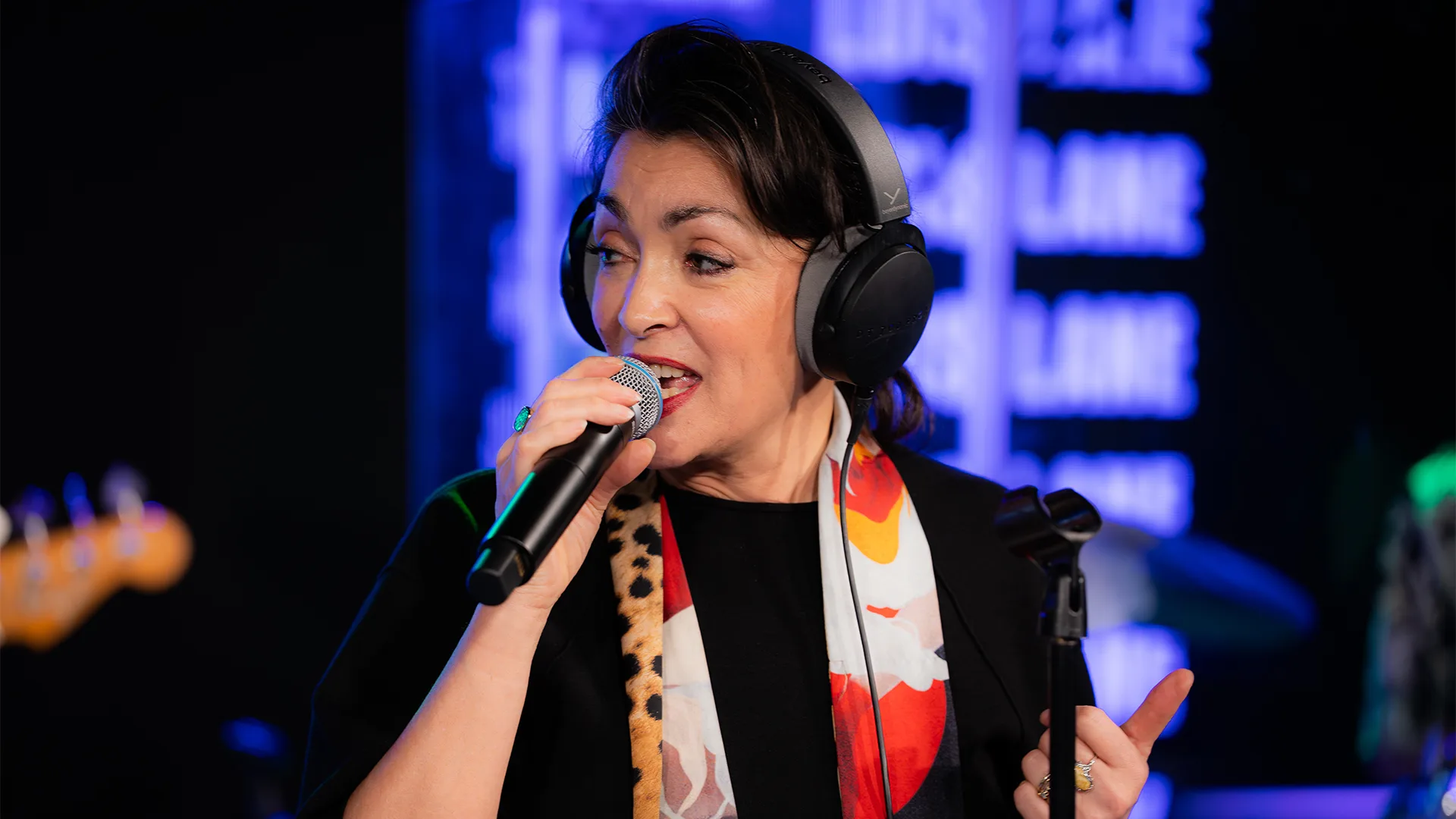 Loïs Lane - It's The First Time bij Evers & co. op Radio 538