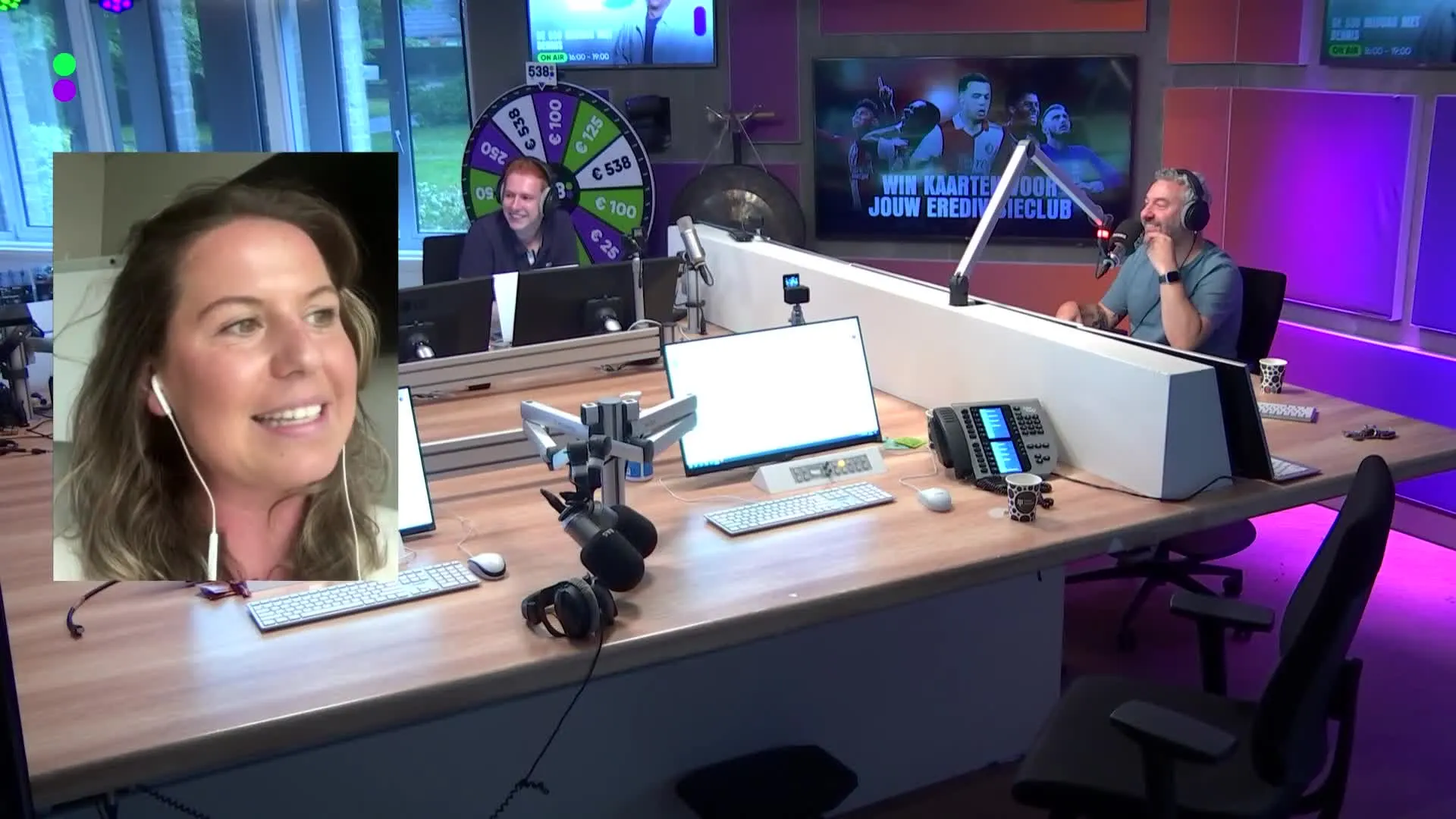 Dennis Ruyer belt met Sanne van Dongen