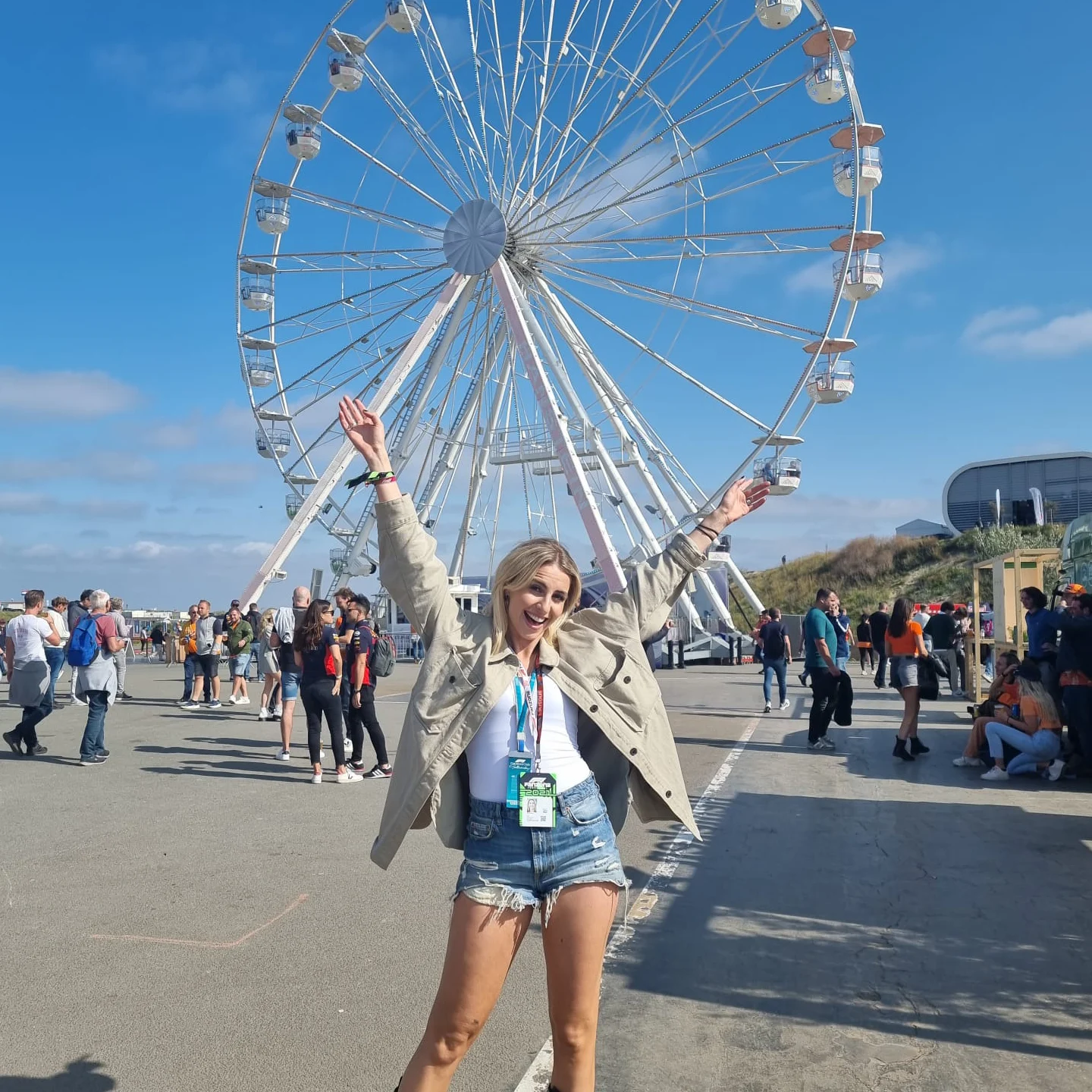 Iris proeft sfeer op grote hoogte 🎡