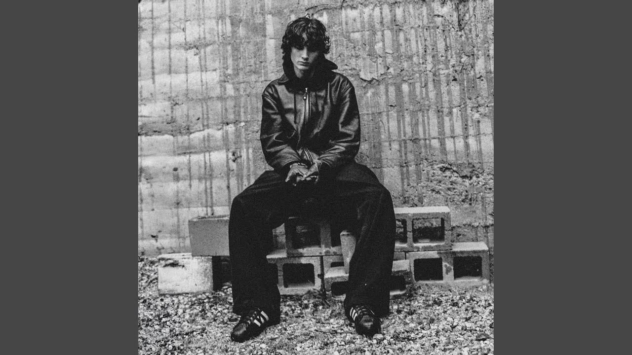 GEMAAKT: Sombr - Undressed