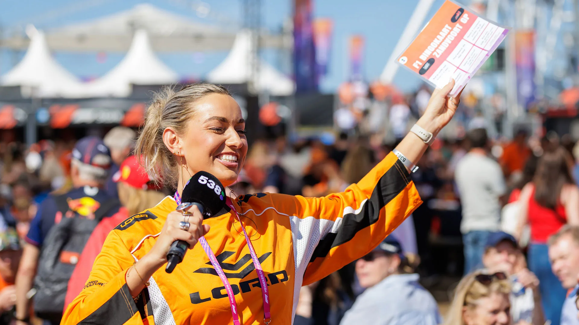 Een F1-bingokaart vol opdrachten voor Julia! 👀🏁