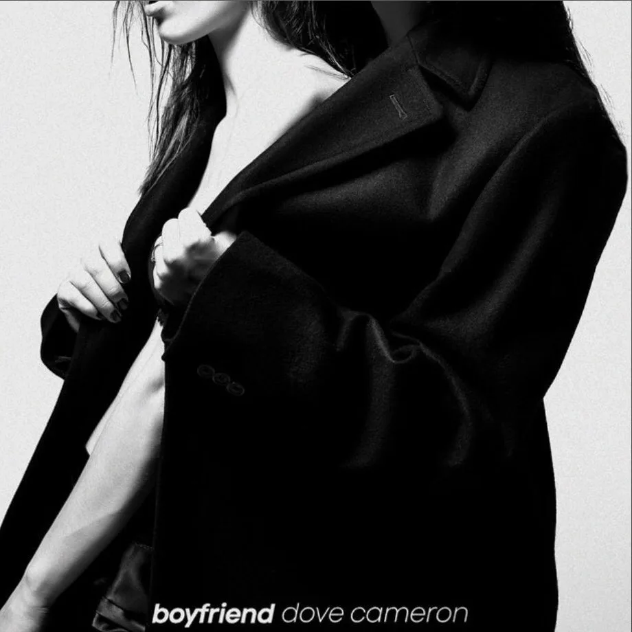 GEKRAAKT: DOVE CAMERON - BOYFRIEND